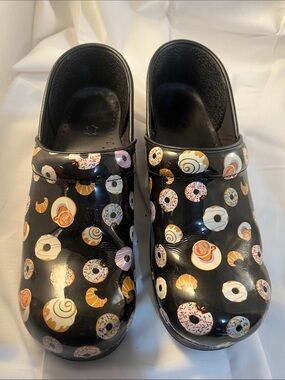 Dansko Black Donut & Pastry Print Clogs